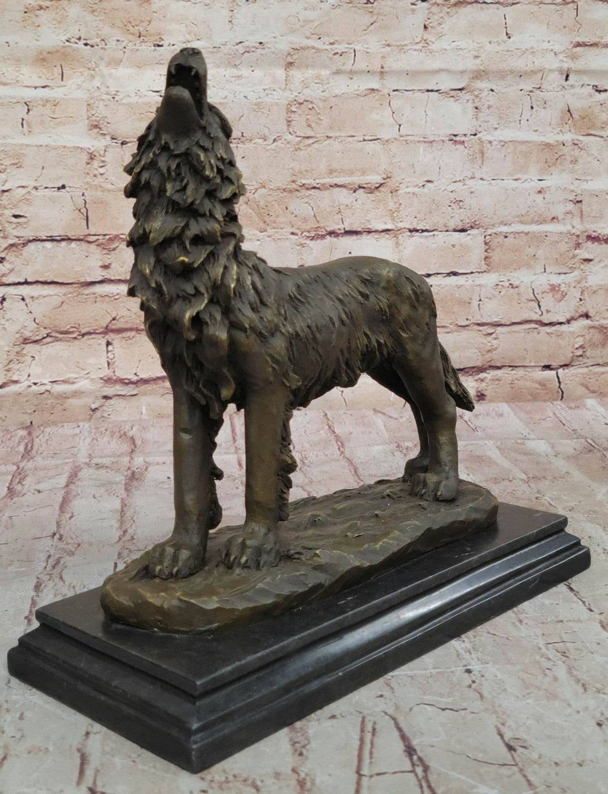 Hot Cast Bronze Wolf Howling Sculpture Signed Original by Milo Cabin Home Decoration
