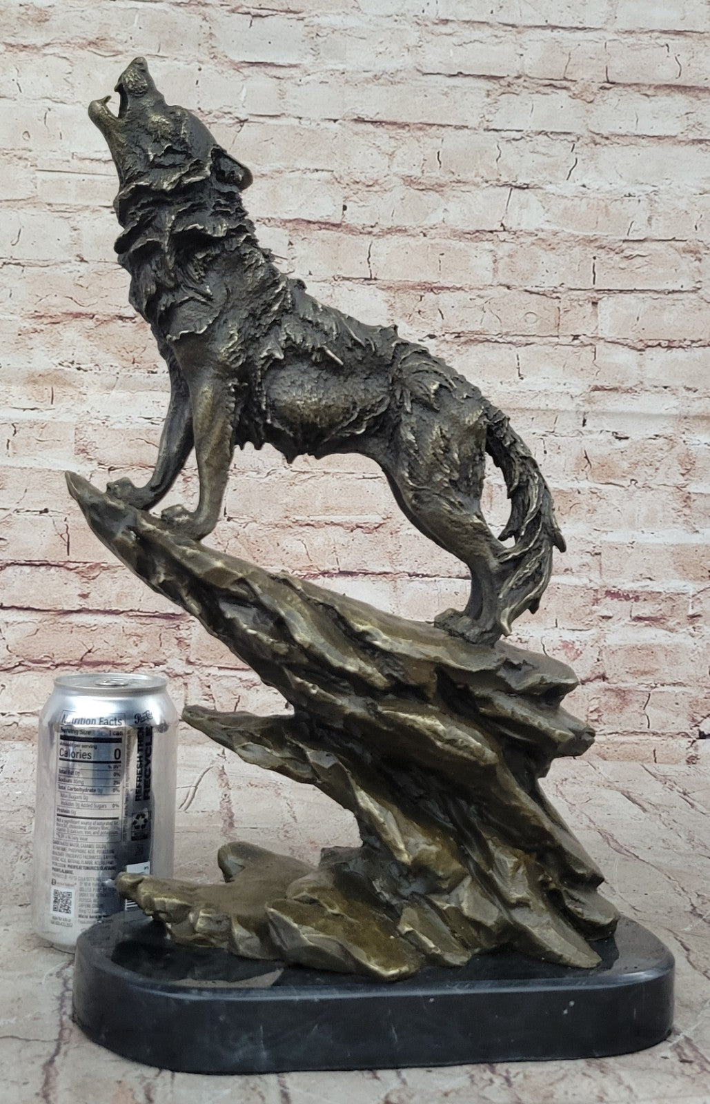 Hot Cast Bronze Wildlife Statue: Howling Wolf at Moon - Handcrafted by Bugatti