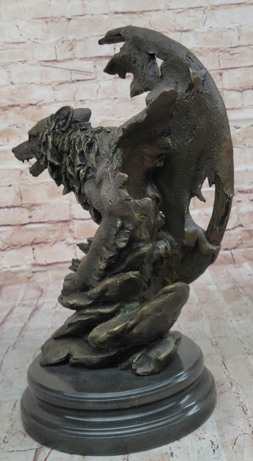 Bronze Sculpture Massive Howling Wolf With Crest Moon Home Decoration Decor Sale
