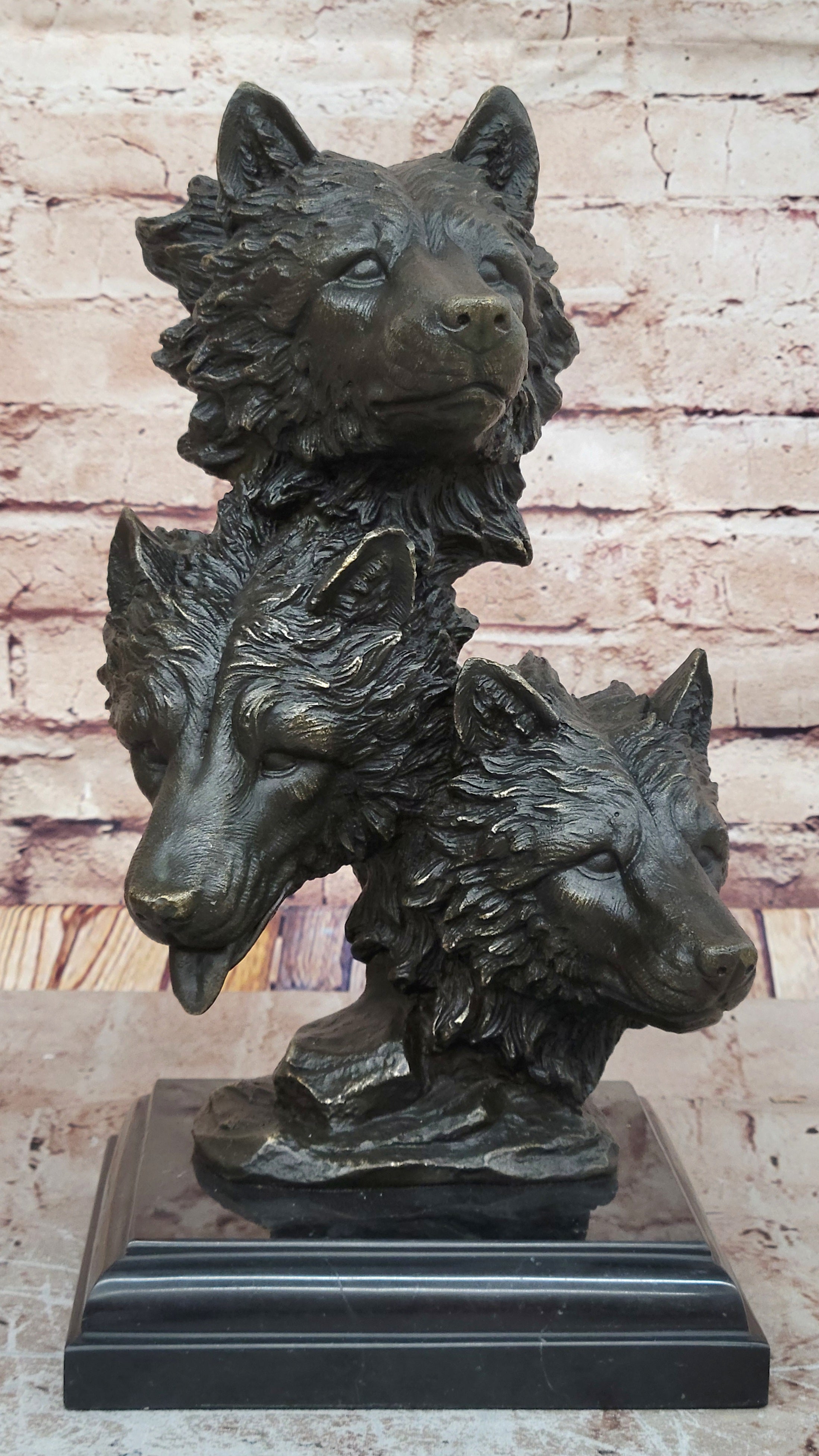 Three wolves head bronze statue wild animal wolf sculpture art home office
