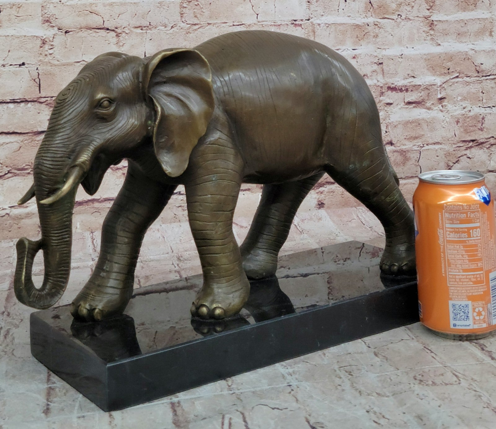 Elephant Figurine - Impressive Bronze Statue with Symbolic Significance Gift