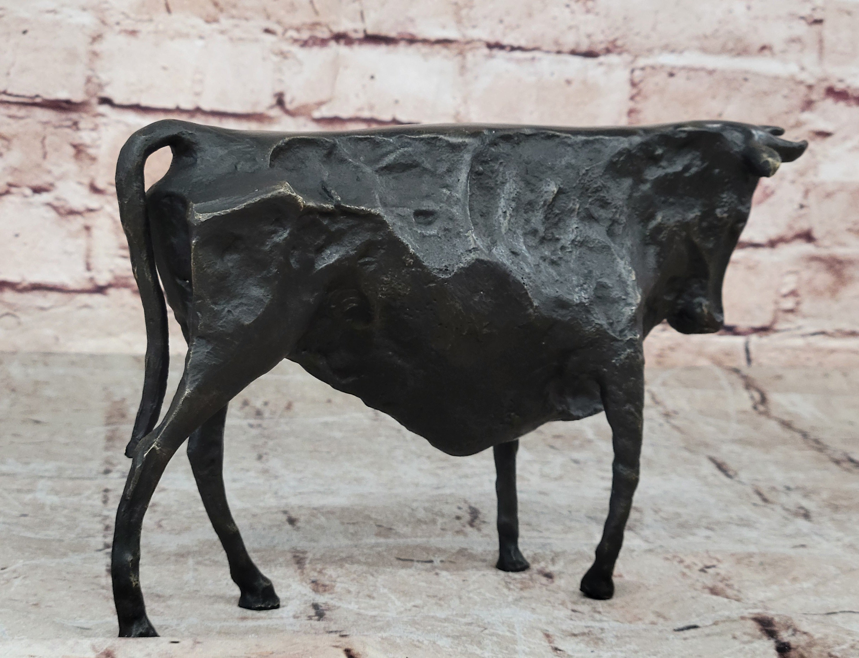 ABSTRACT HOTCAST BRONZE (CUBIST - PICASSO STYLE) BULL STATUE ( SIGNED ) FIGURINE