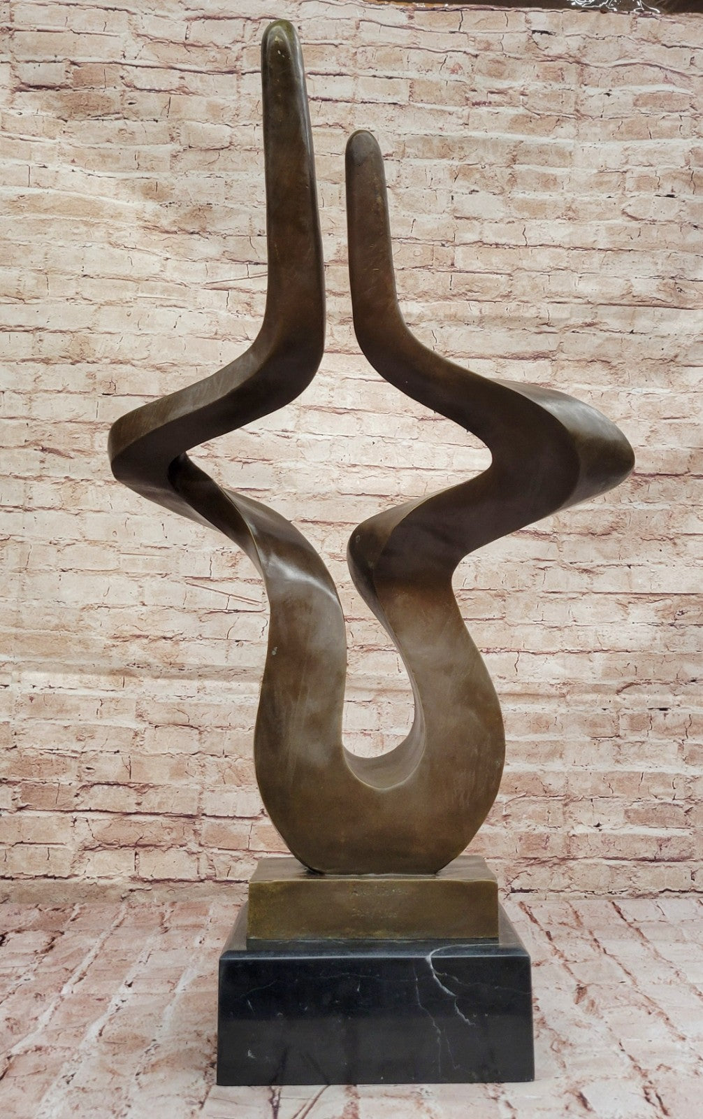 100% Solid Bronze Surrealistic Chic Design Home Office Decoration Figurine Figure