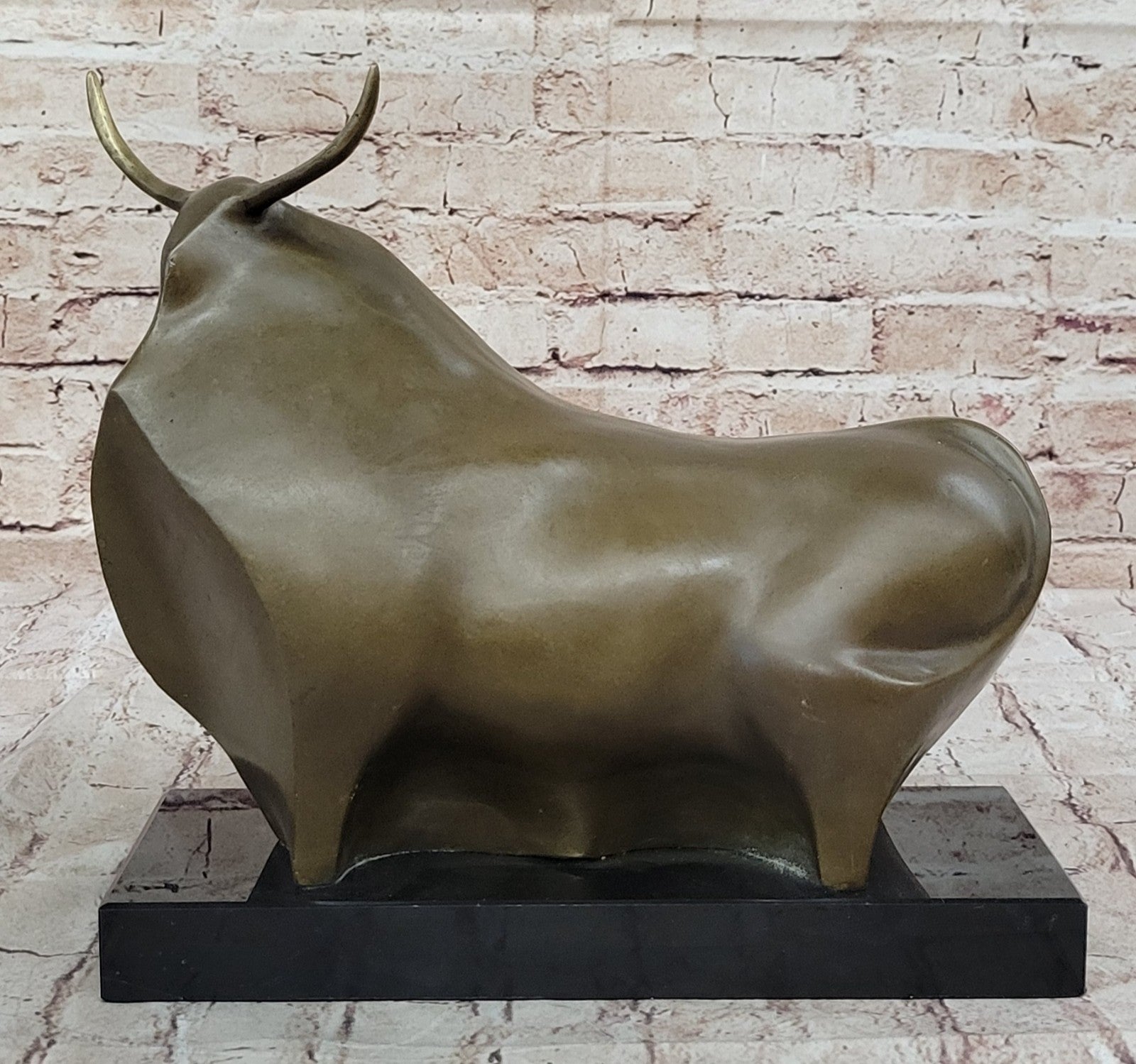 Bronze Sculpture Collectible Home Office Decoration Botero Bull Sale Figurine