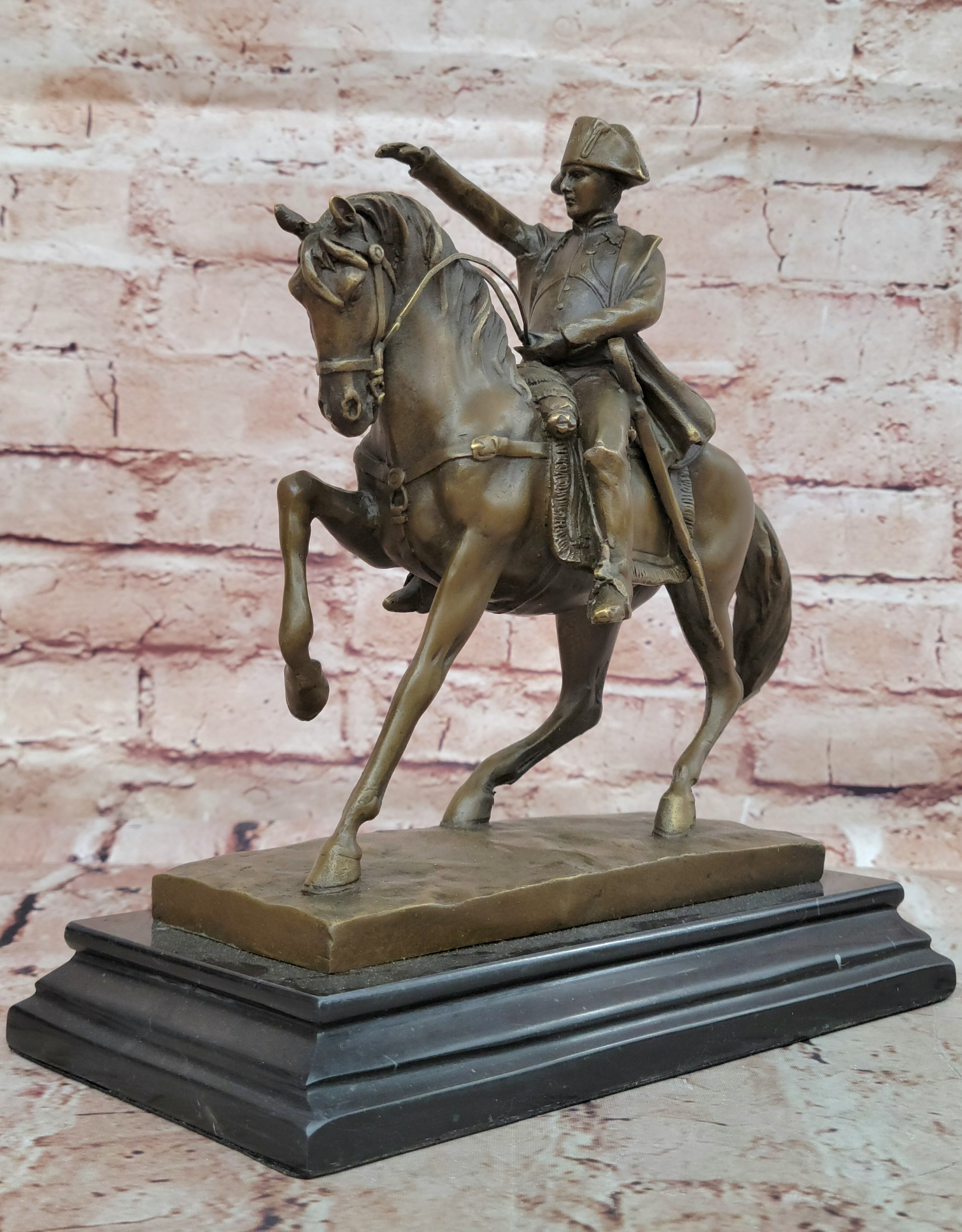 Hand Made Detailed Aldo Vitaleh French Artist Bronze Sculpture Classic Artwork