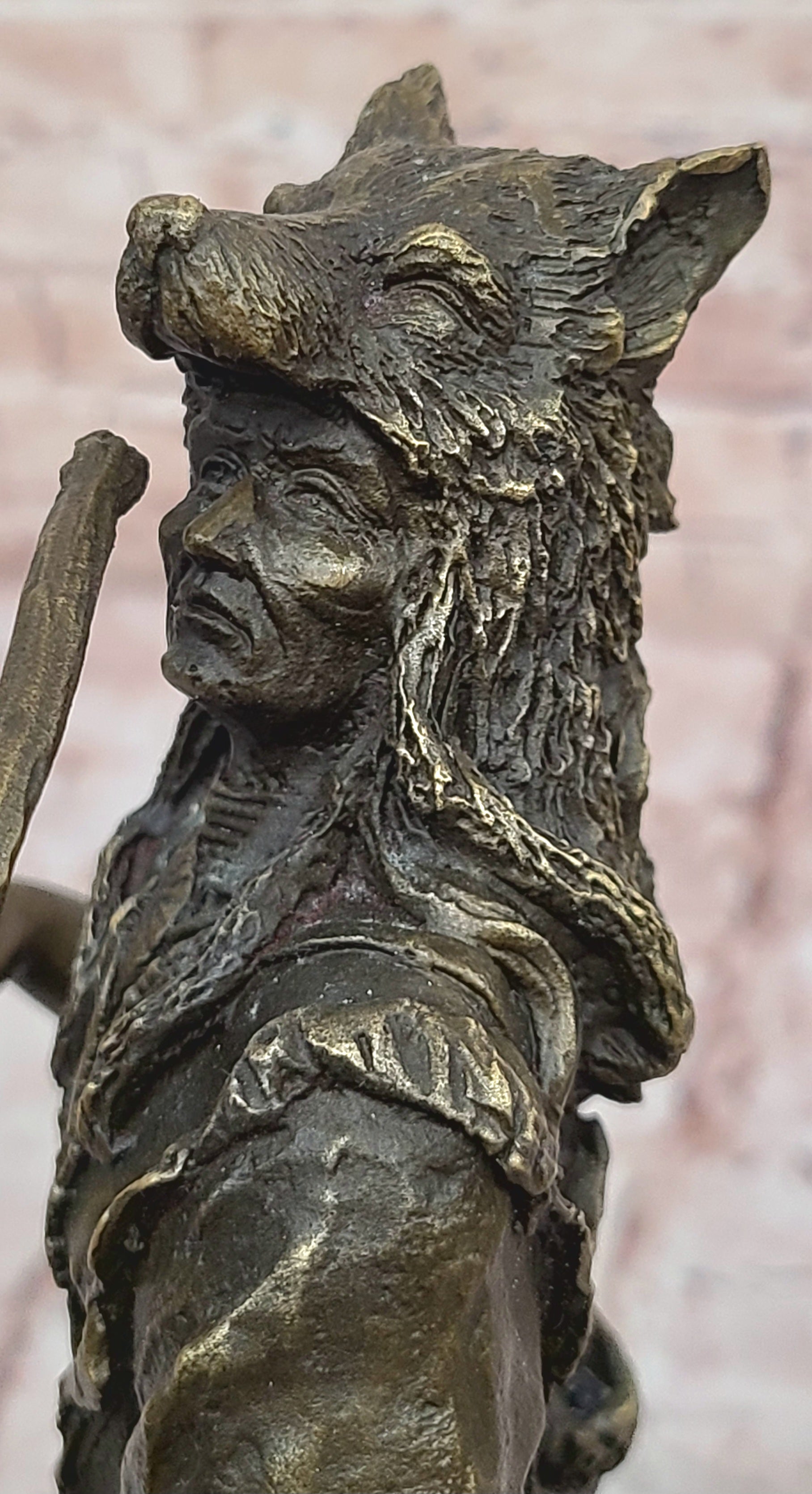 Handcrafted bronze sculpture SALE Dec Base Marble Warrior Chief Indian Cast Hot
