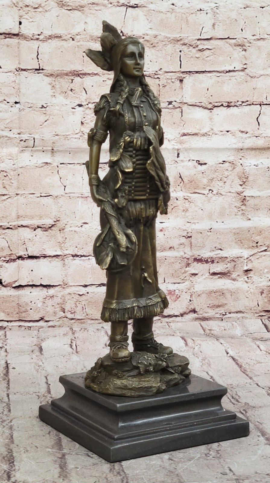 Sign Wood Native American Indian Girl Bronze Sculpture Figure Statue Figurine
