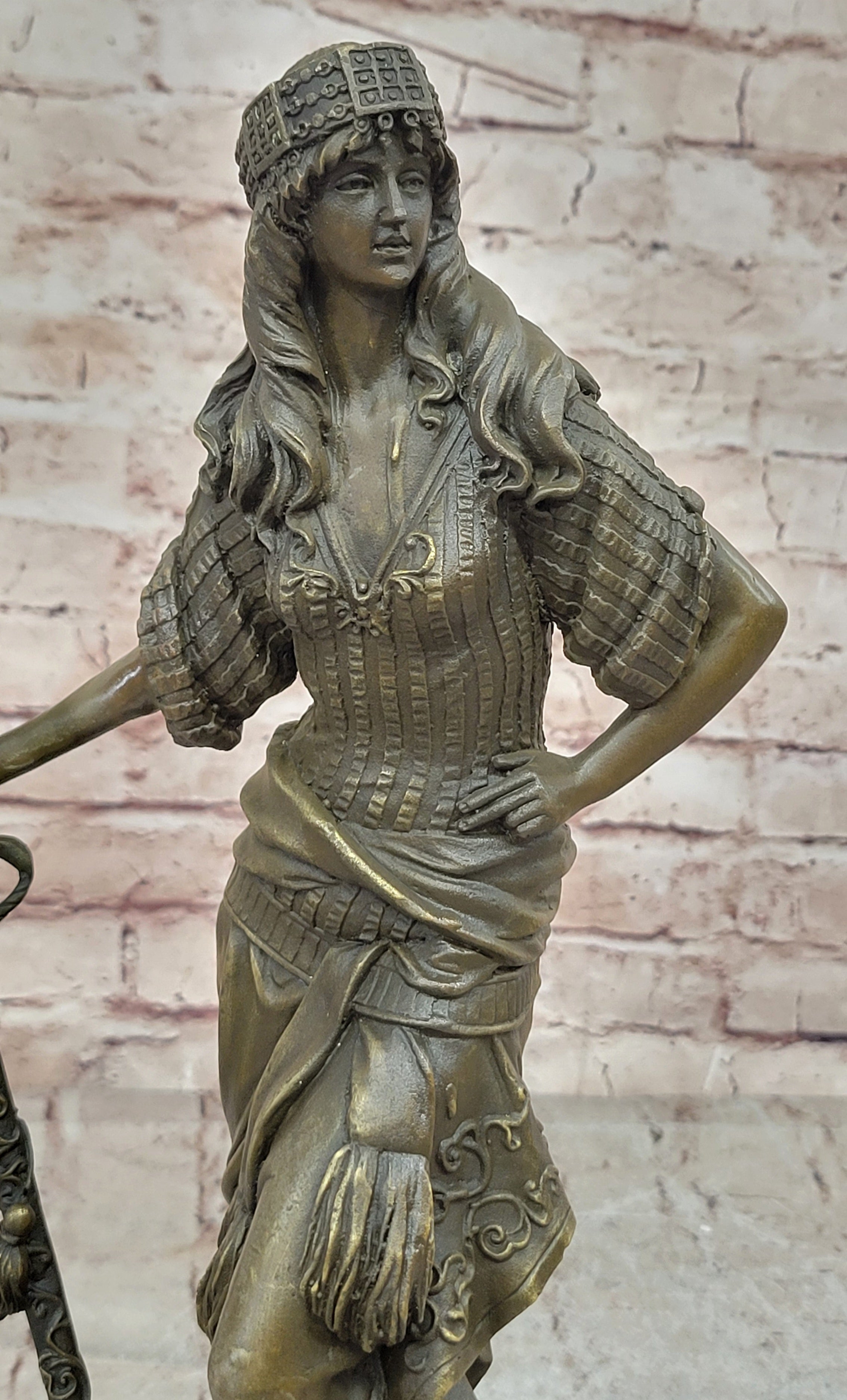 Collectible Hand Crafted Islamic Princess Hot Cast Bronze Sculpture Figurine Art