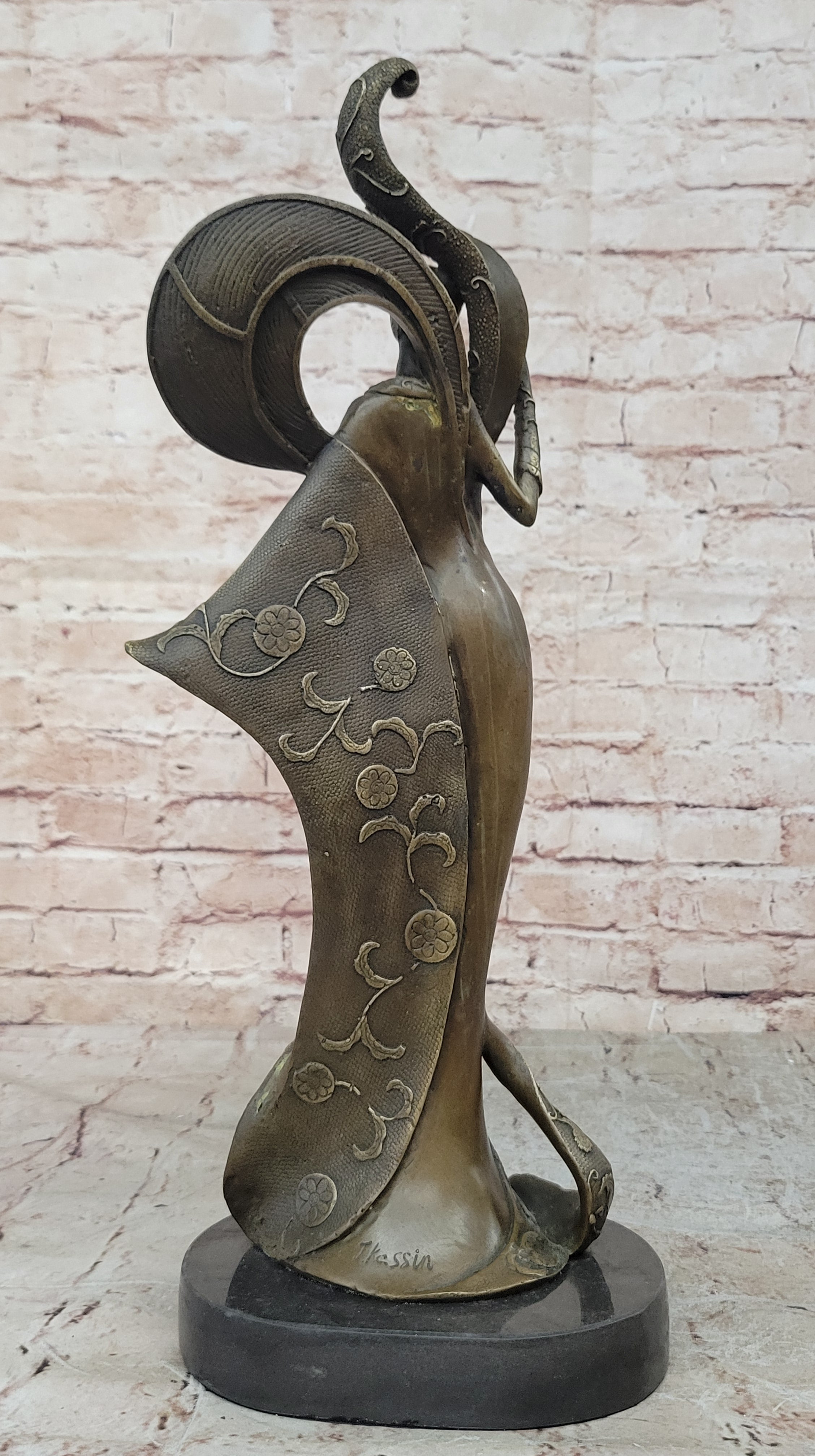 Art Nouveau Signed Kassin Fashion Dancer Designer Bronze Sculpture Decoration