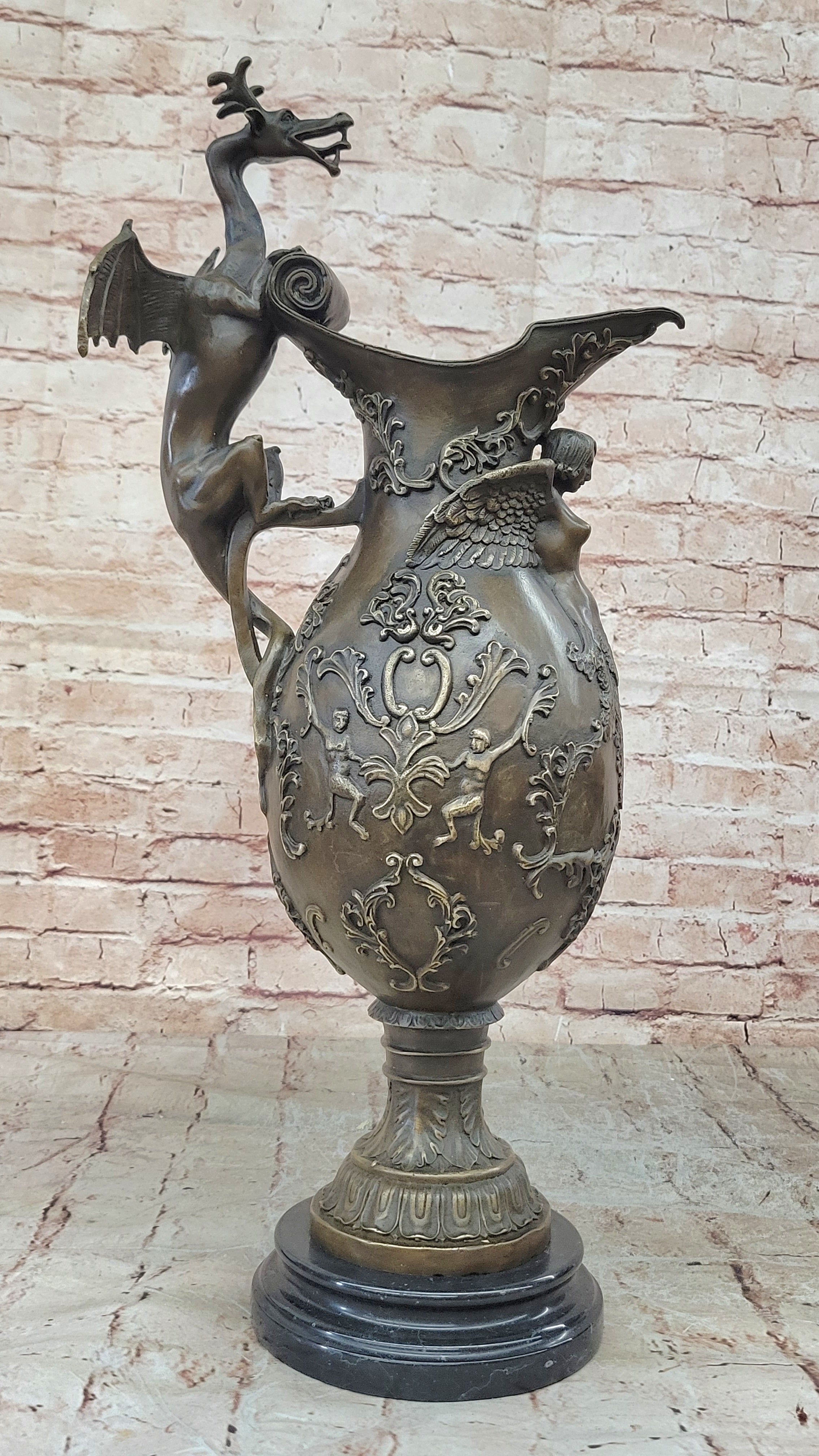 Asia Collectible Decorated Old Handwork Bronze Carved Dragon Vase Detailed Decor