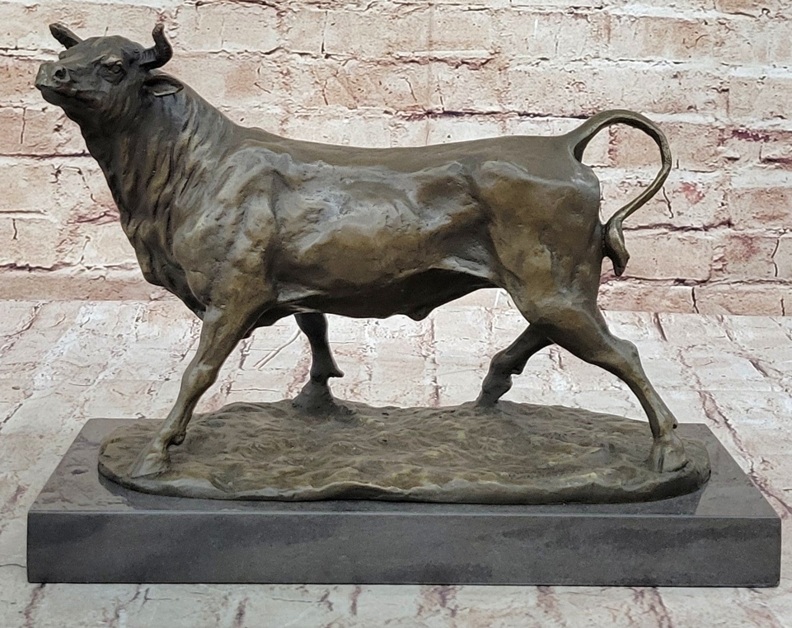 Western Art Decor Copper Bronze Sculpture Cattle Bull Ox Cow Statue Figurine