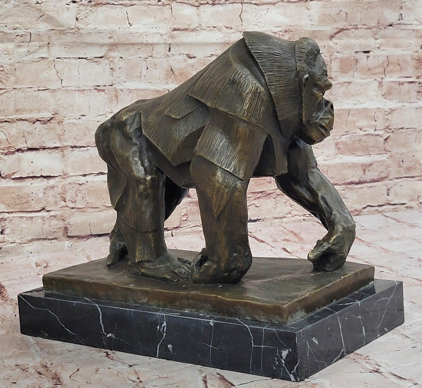 MIGHTY BRAZILIAN GORILLA IN JUNGLE BRONZE SCULPTURE ART DECO FIGURINE HOME DECOR