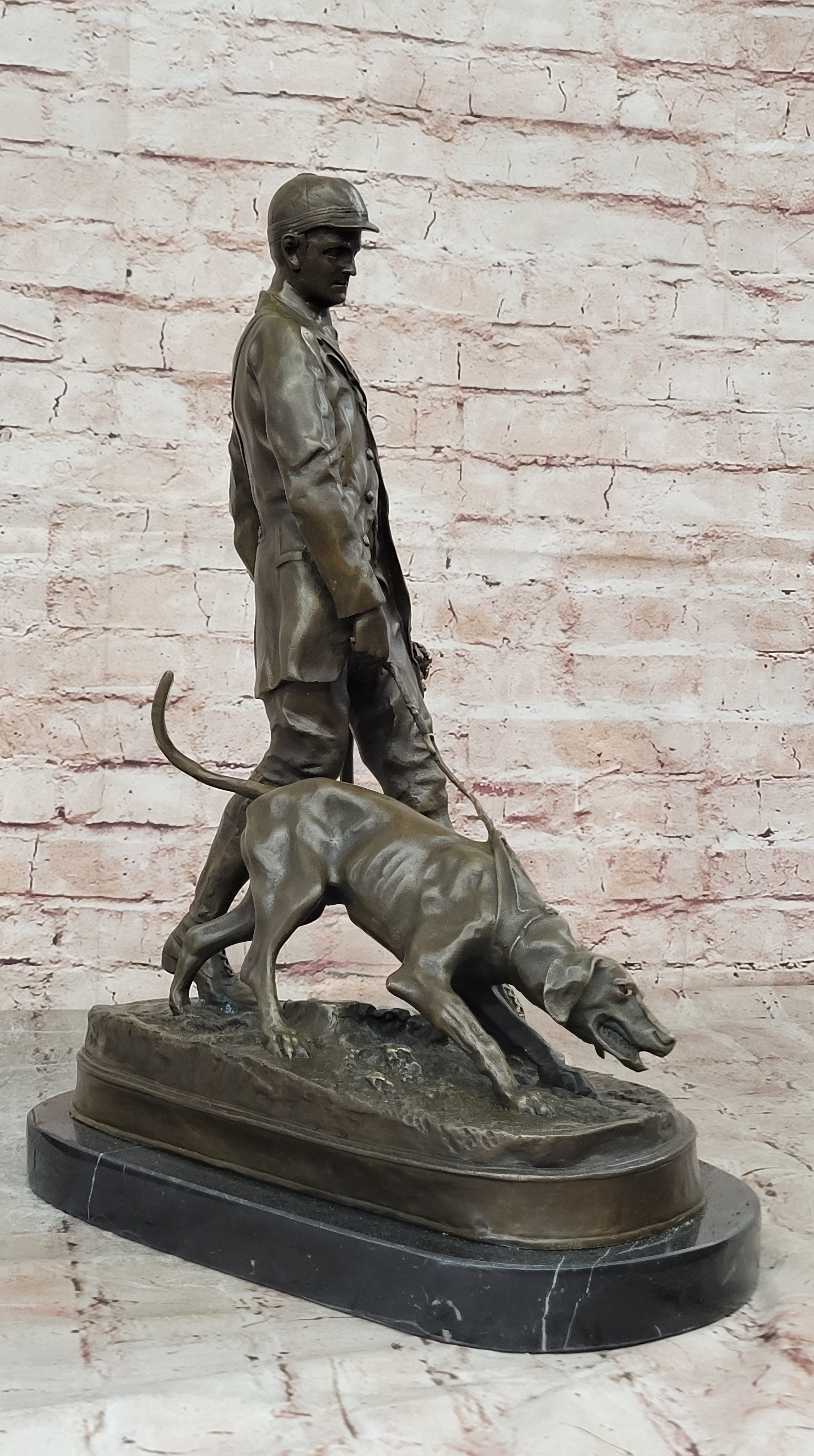 Handcrafted Aldo Vitaleh English Hunter with Dog Bronze Museum Quality Artwork