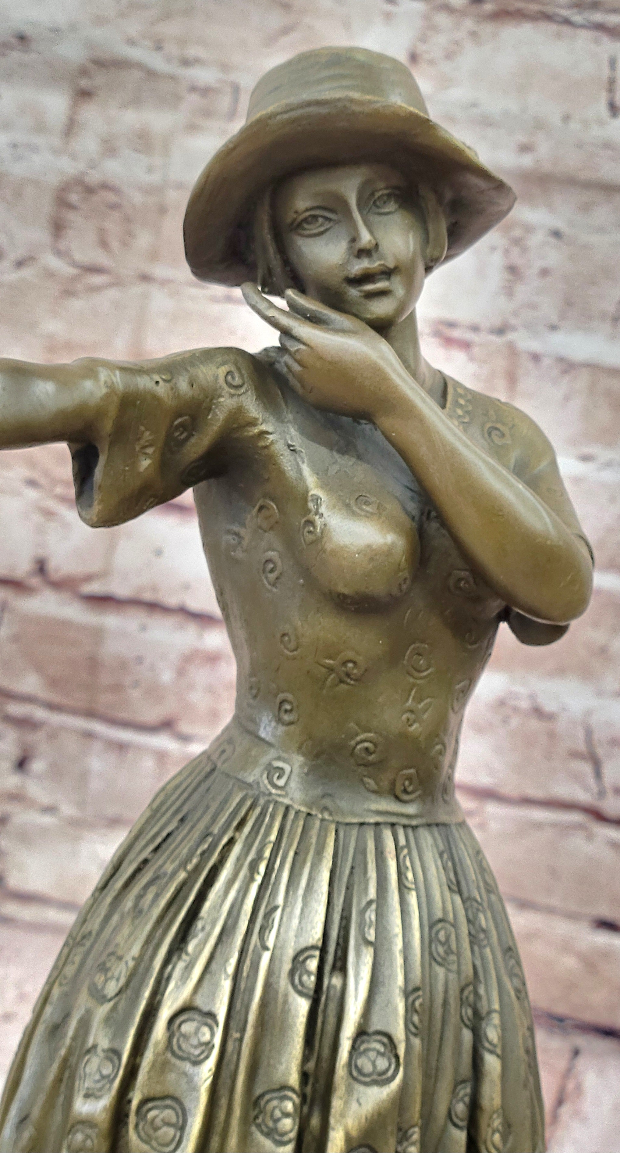 Nice Bronze Sculpture Lady with Bird Signed Original Gift Deco Hot Cast Figurine