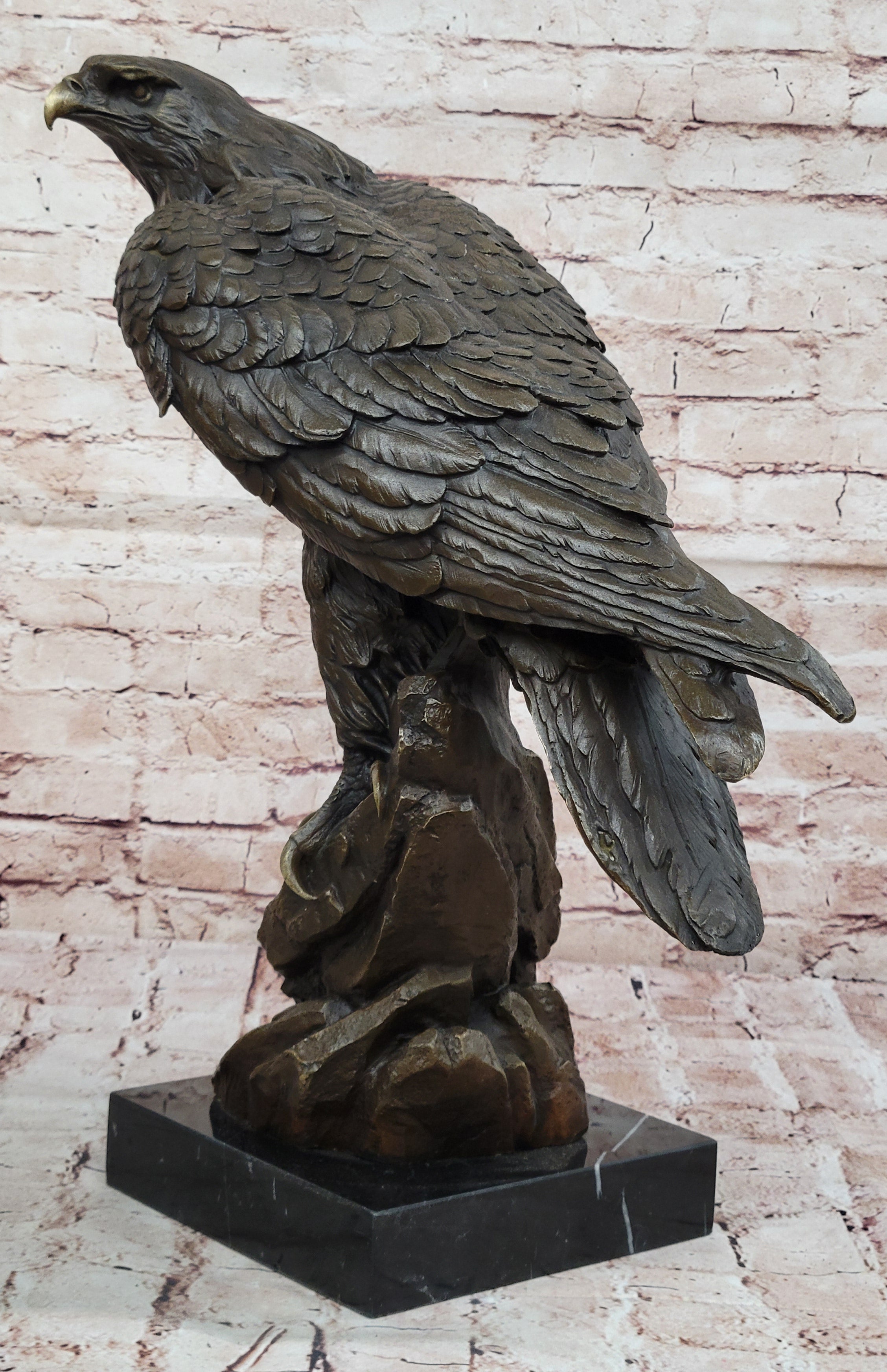 Stunning Eagle 100% Bronze Sculpture Statue Figurine Figure prey Pure Bird decor