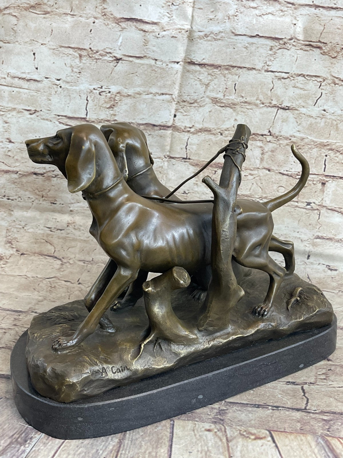 Two Large Pointers Hunting Dog Bird Water Dogs Bronze Marble Statue Home Decor
