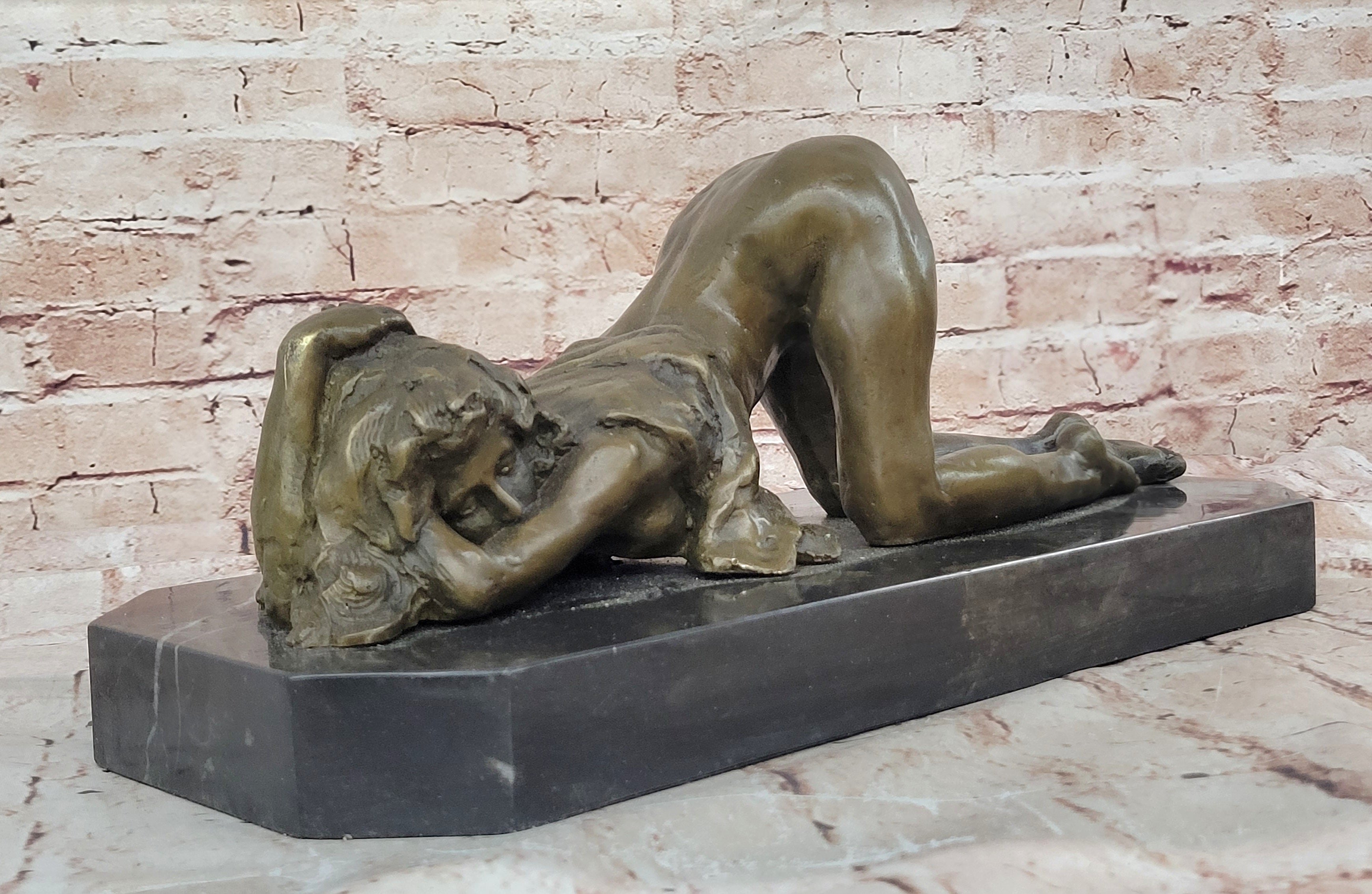 100% Hot Cast Bronze on Marble Base Nude Erotic Girl on Knees Lesbian Art Preiss