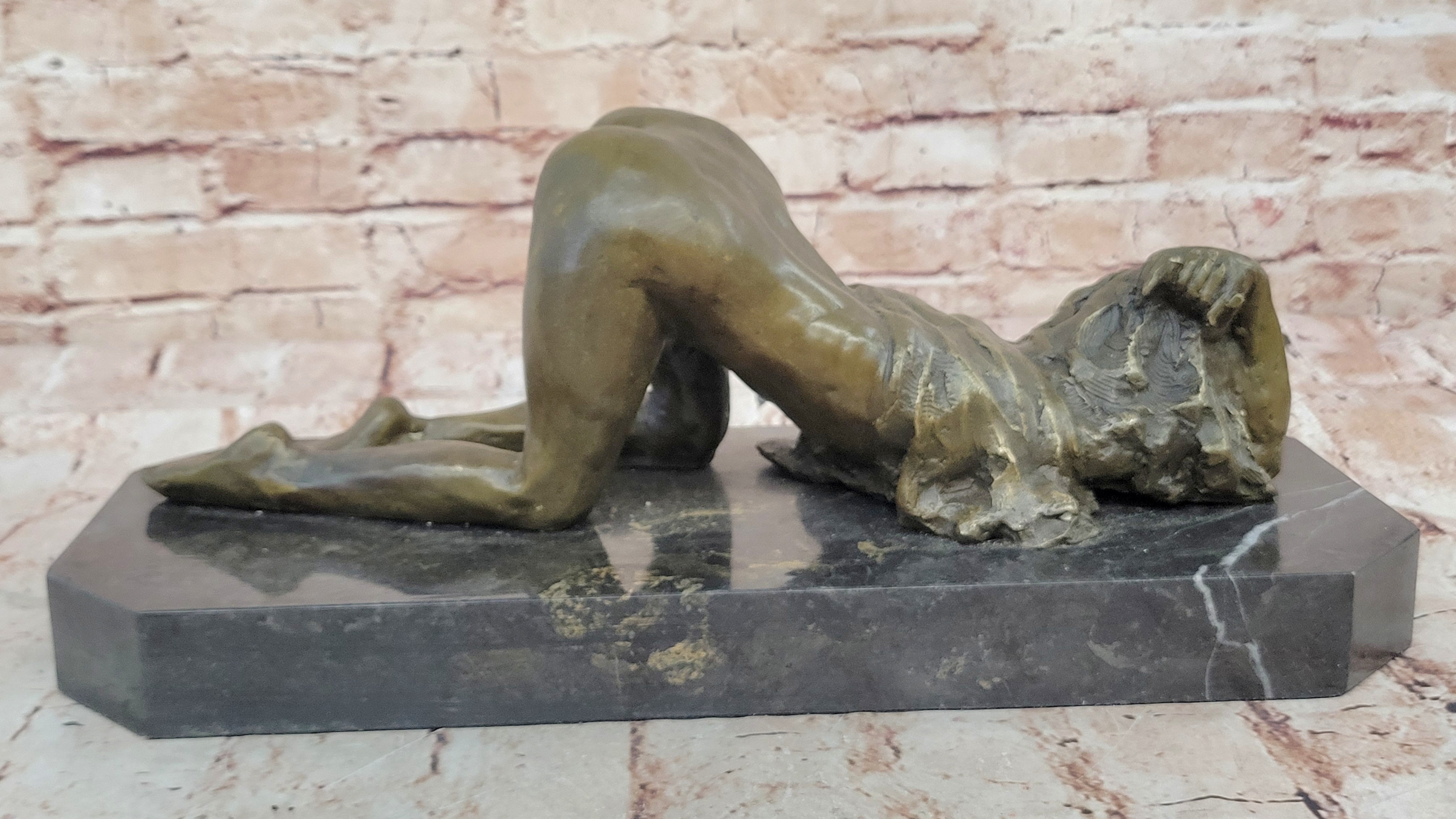 100% Hot Cast Bronze on Marble Base Nude Erotic Girl on Knees Lesbian Art Preiss
