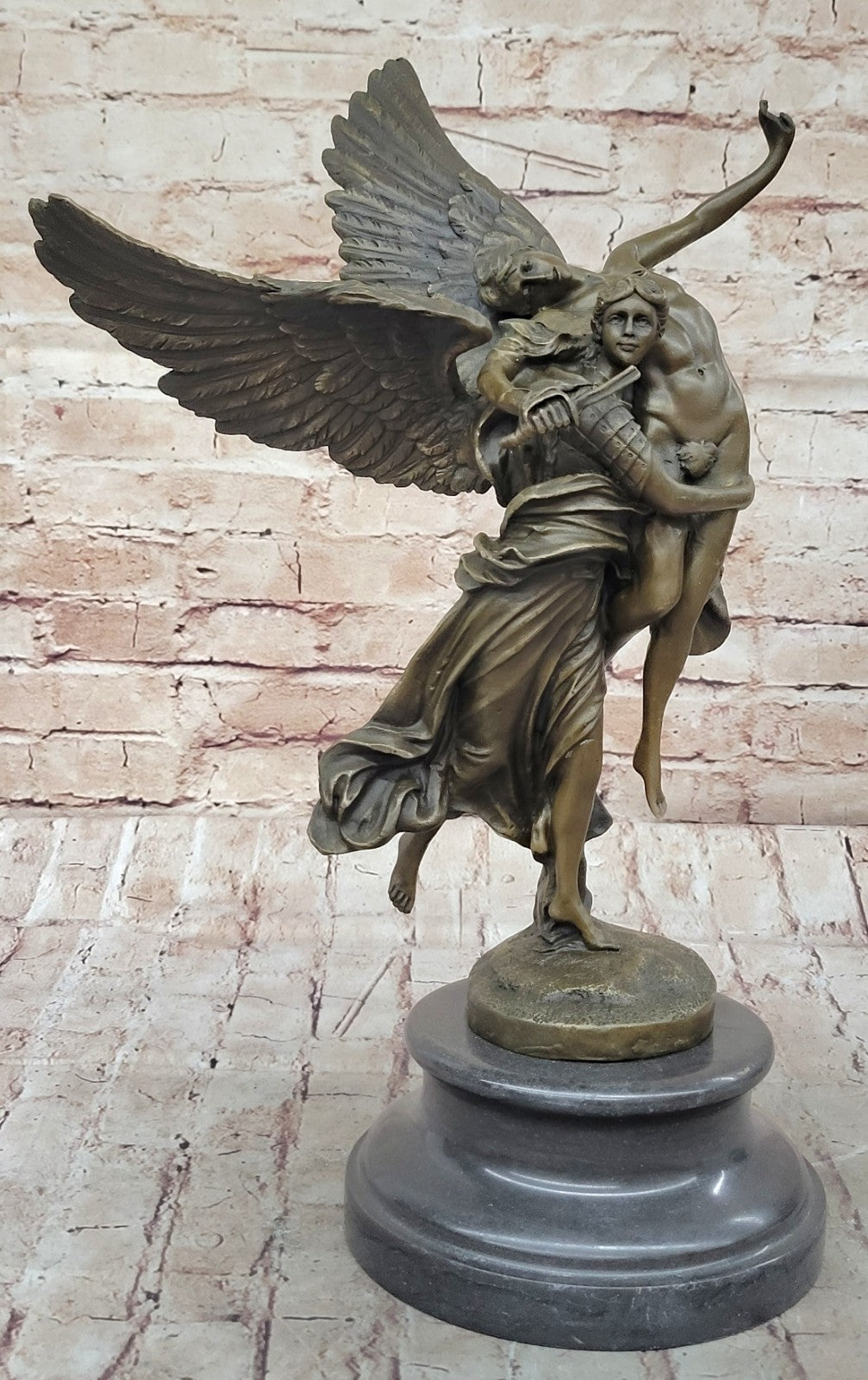 Bronze Statue Titled "Gloria Victis" the Winged Figure of Victory Hot Cast Figure