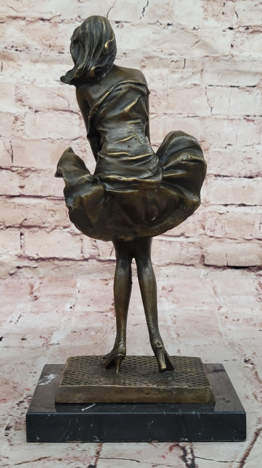 Collector Edition Famous Marylin Monroe Handcrafted by Lost Wax Method Bronze