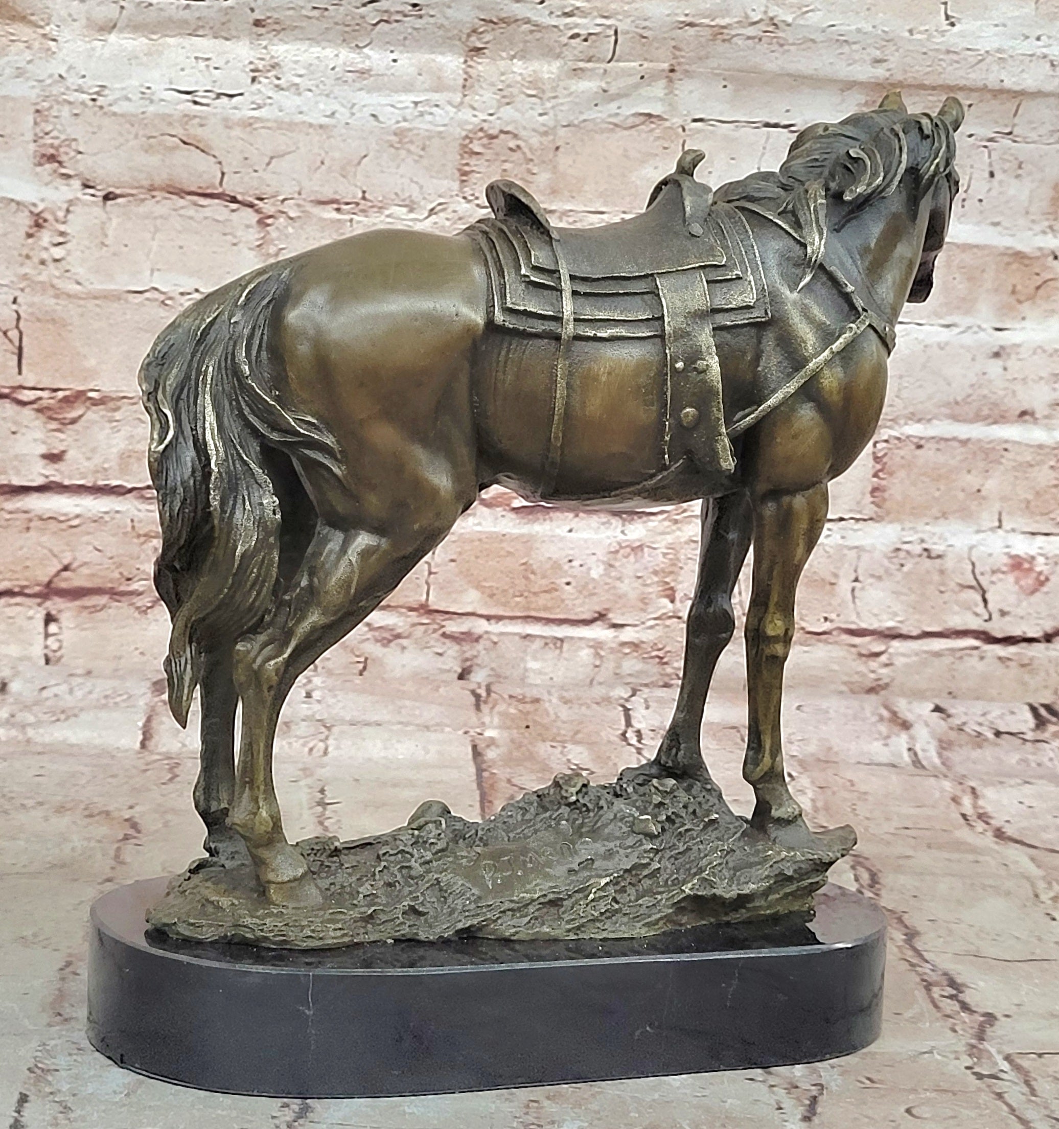 Hand Made Bronze Sculpture Staff Sgt Reckless Horse with saddle Home Decoration