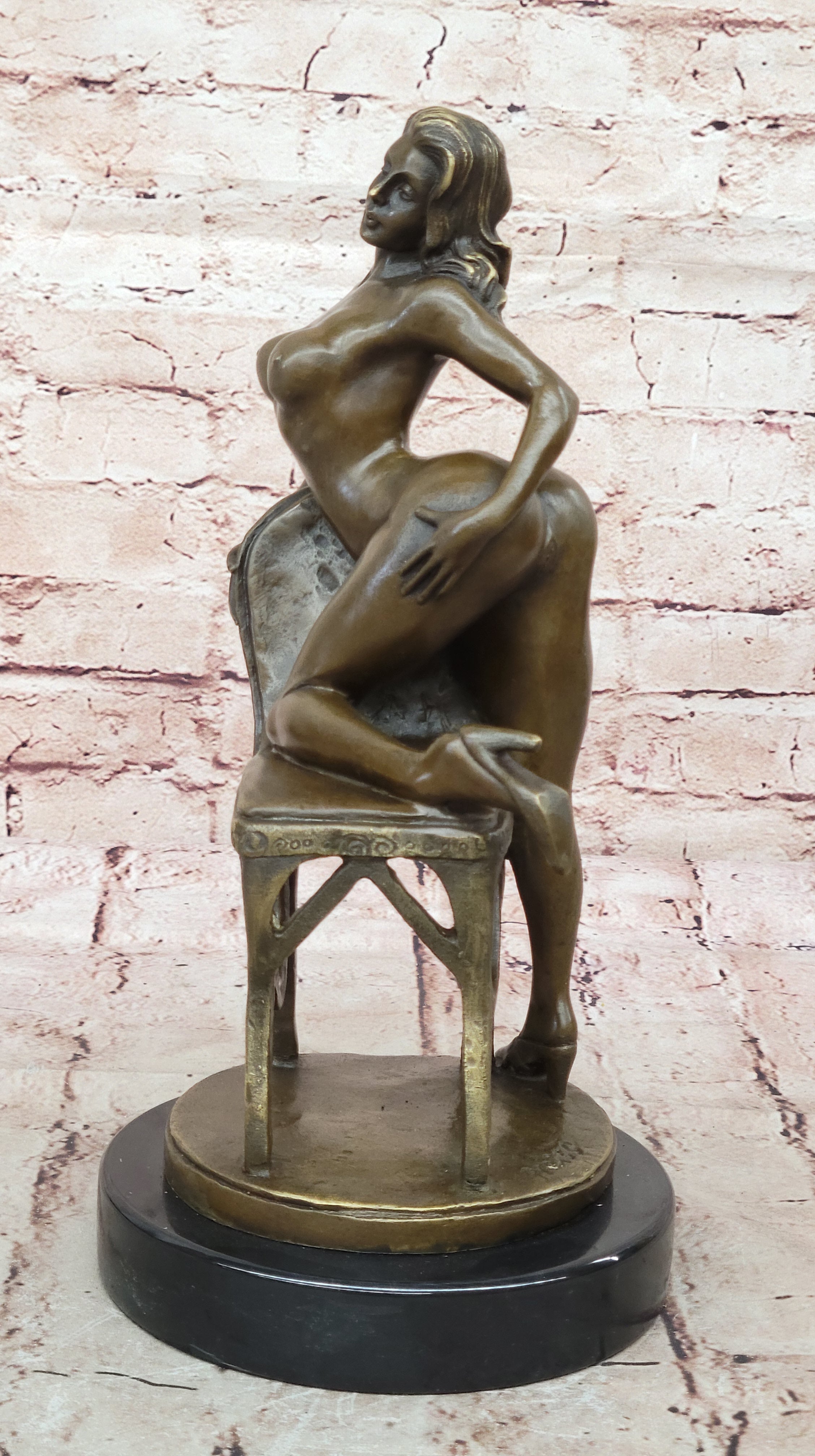 SEXY NUDE GIRL POSING ON CHAIR BRONZE SCULPTURE ART DECO HOTCAST FIGURINE DECOR
