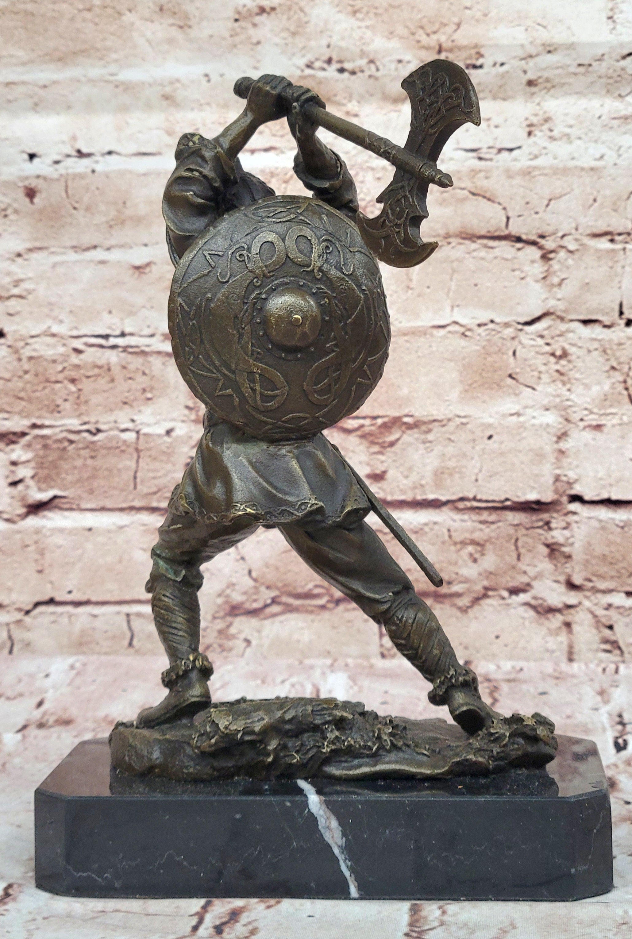 Bronze Sculpture European Warrior Museum Good Quality Marble Base Figurine Sale