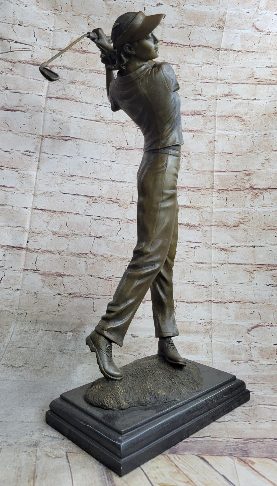 Handcrafted Detailed Bronze Masterpiece Woman Lady Girl Golfer Bronze Figurine