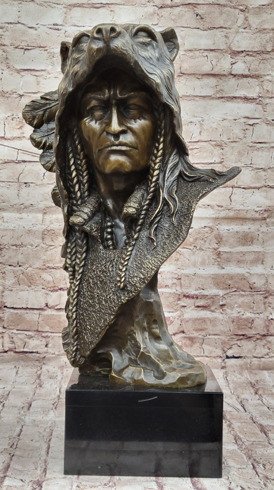 Handcrafted Large American Indian Warrior Bust Bonze Sculpture Detailed Figurine
