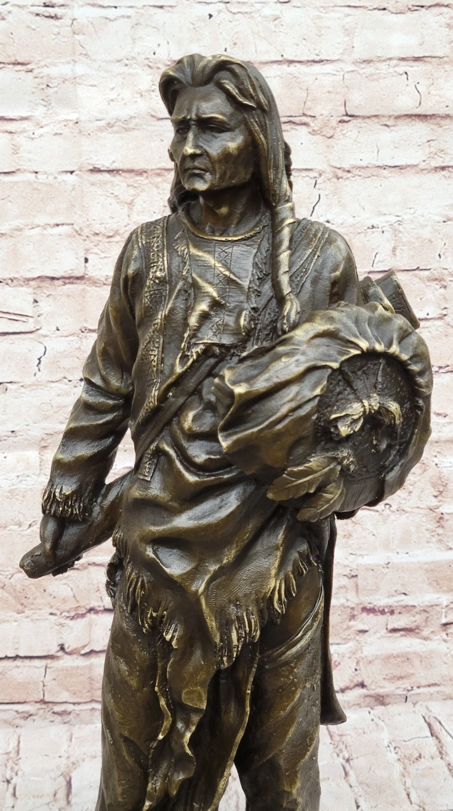NATIVE AMERICAN INDIAN CHIEF GERONIMO BUST SHIELD BRONZE STATUE SCULPTURE SIGNED