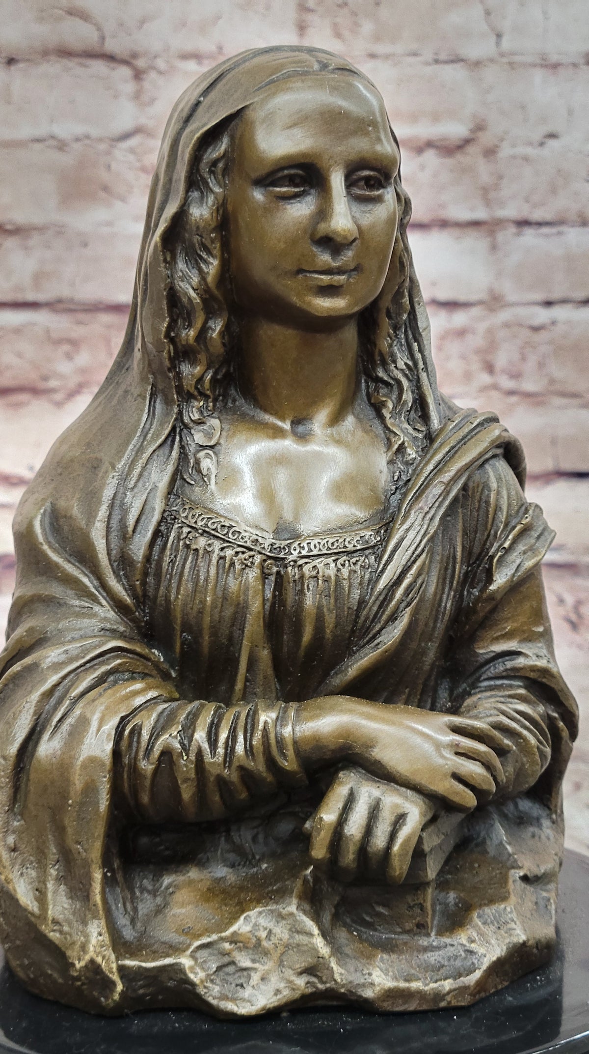 Handcrafted bronze sculpture SALE Leona By Lisa Mona Painting Famous / Art Sale