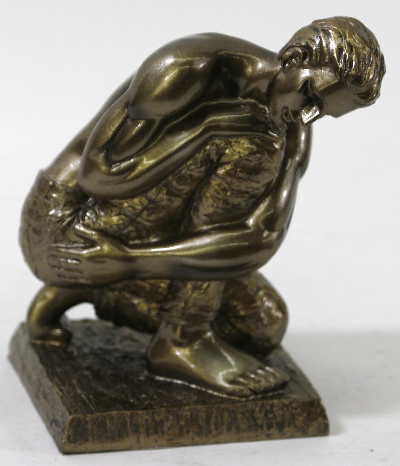 Thoughtful Man Bronze Effect Figurine Home Office Decoration Decor Artwork