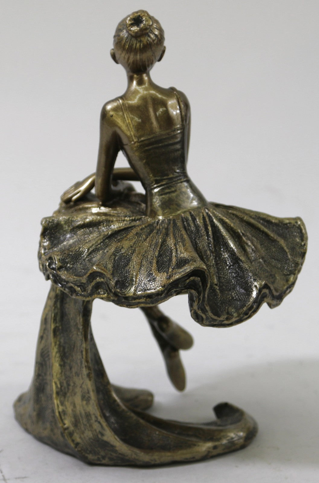 Fine cast bronze Large size Ballerina sculpture for stage decoration Sale