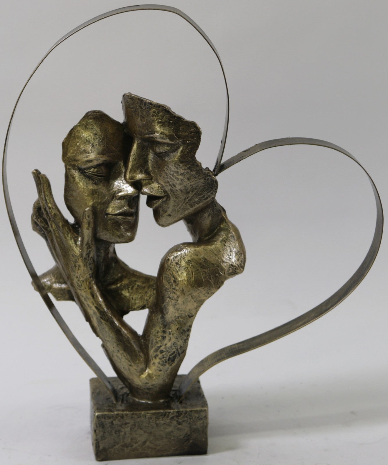 Bronze Couple statue in romantic Love Circle Cold Cast Sculpture Figurine