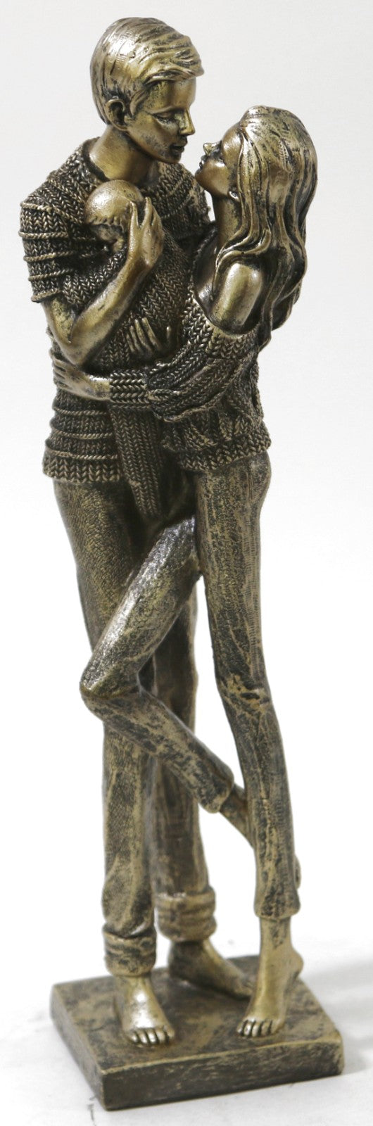 Hand Made Modern Artwork Male and Female Valentine Day Special Gift Sculpture