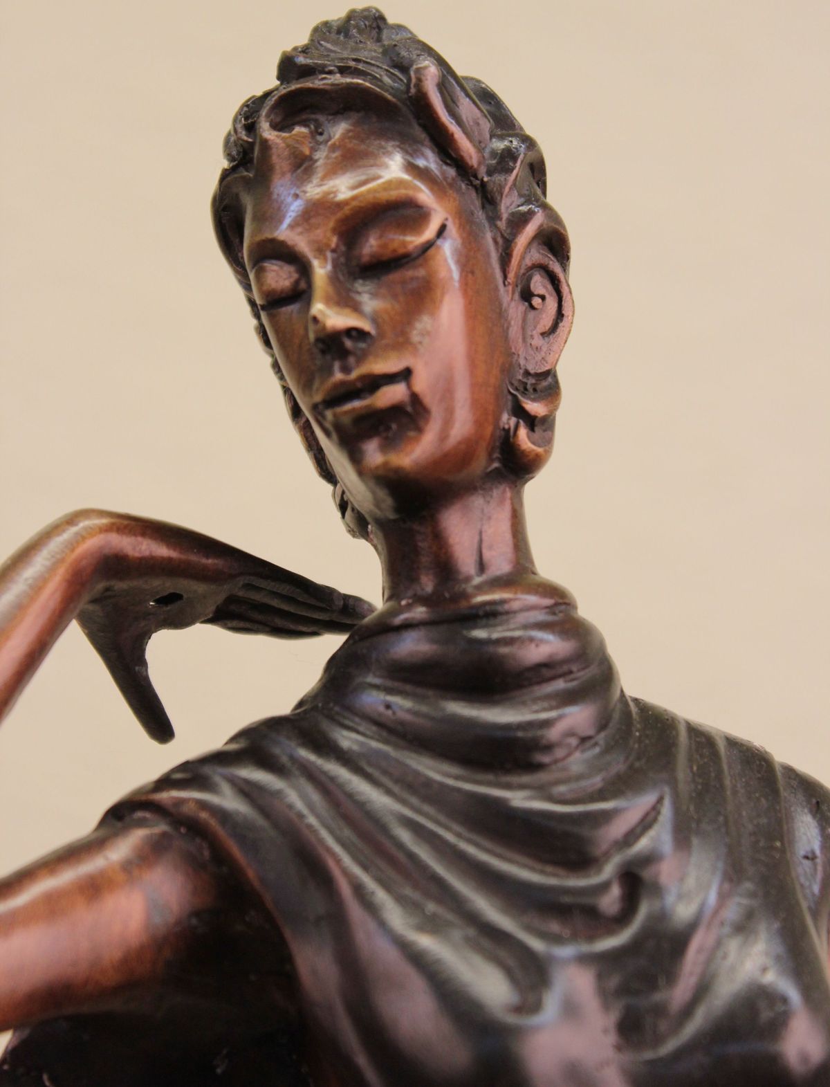 Handcrafted Genuine Bronze sculpture Hot Cast Dancer Home Office Decoration