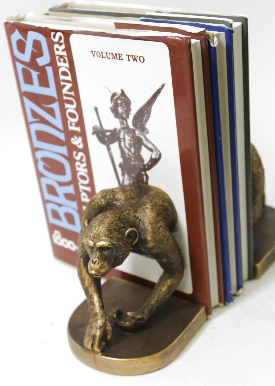 London Ornament Pair Gorilla Bookends Animal Statue Polyresin Hand Made Artwork