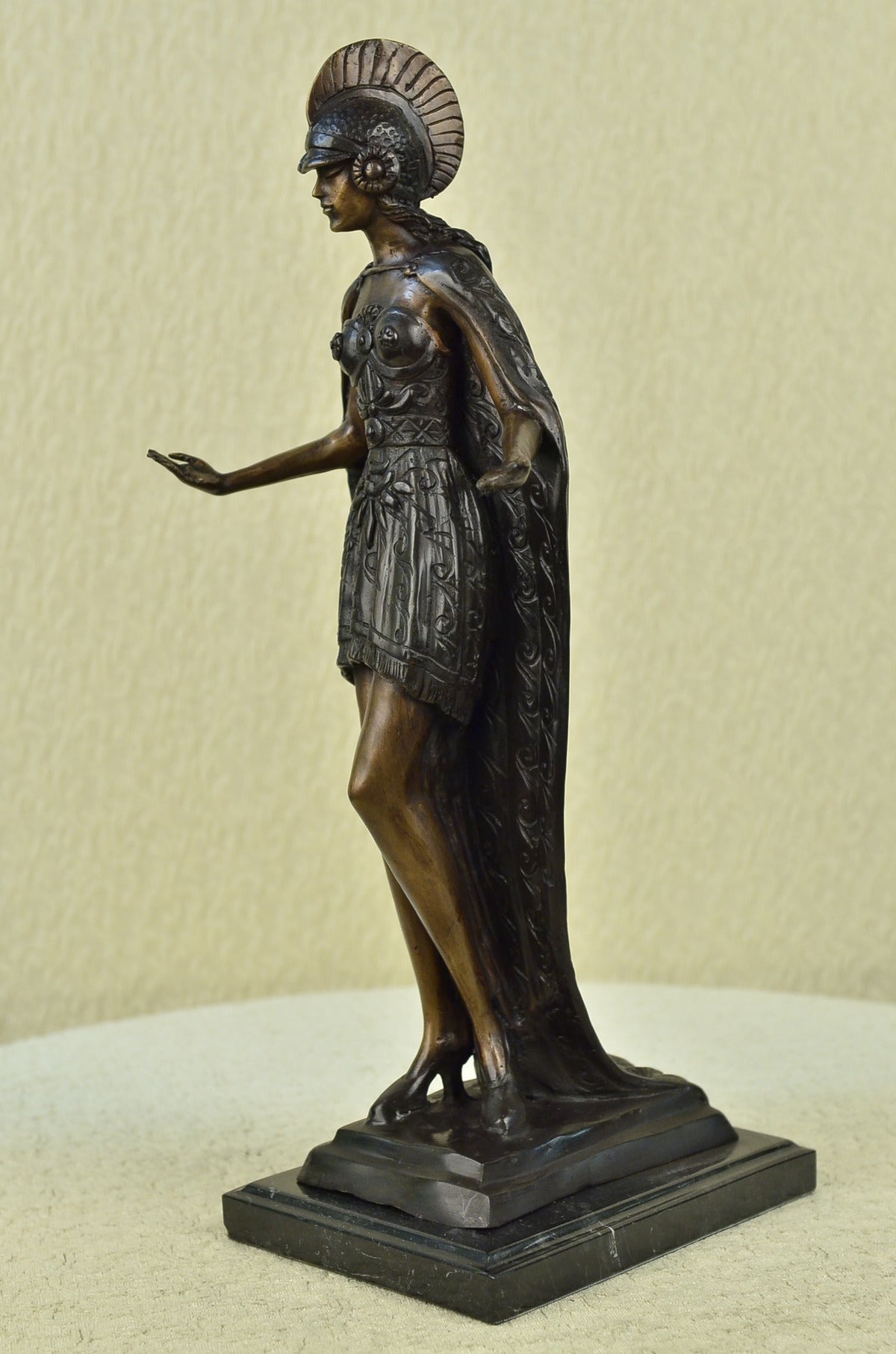 Handcrafted bronze sculpture SALE Sal Cast Hot Gladiator Coliseum Warrior Roman