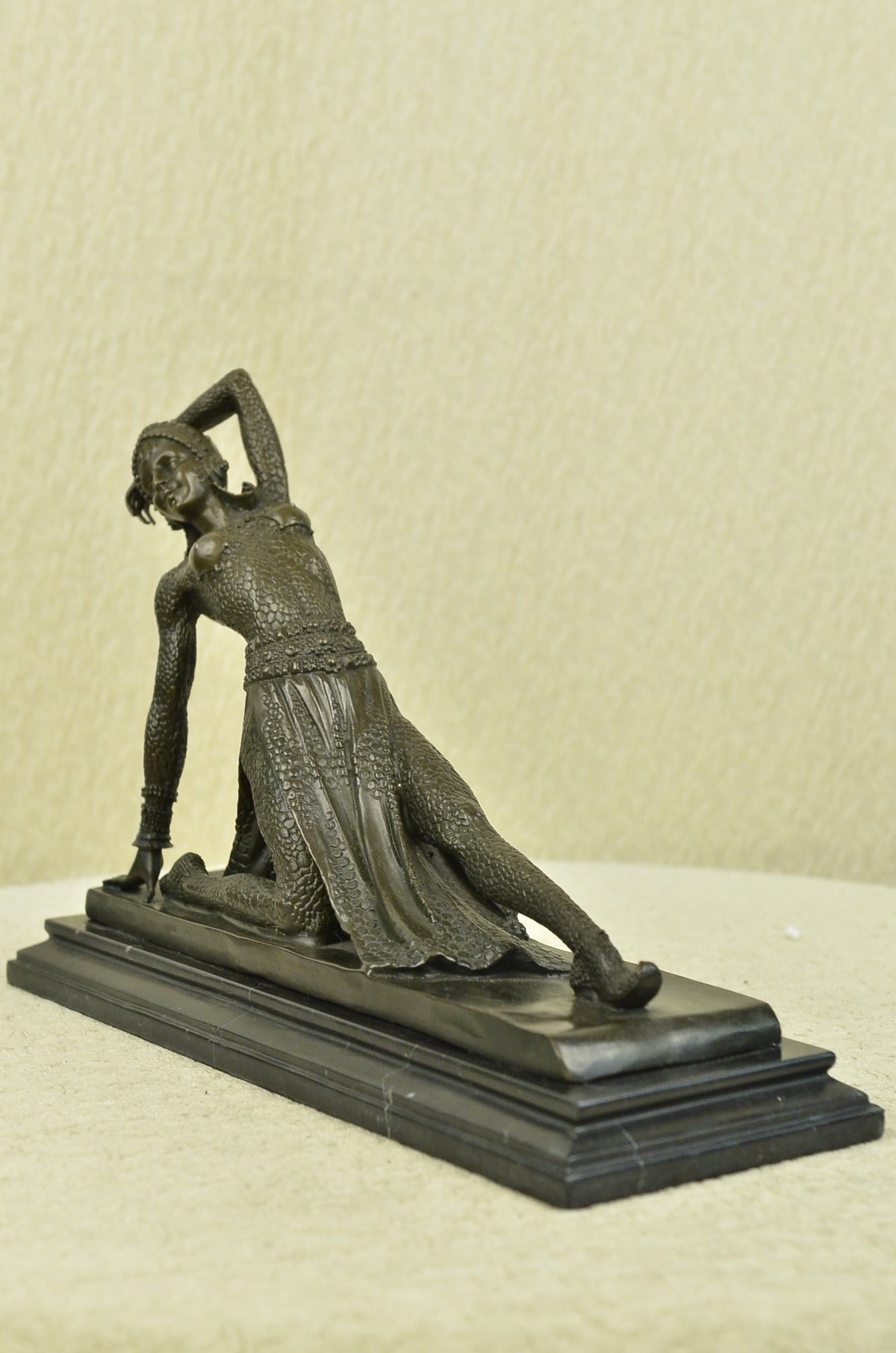 Handcrafted bronze sculpture SALE Dancer Girl Show Deco Art Hot Cast Figurine