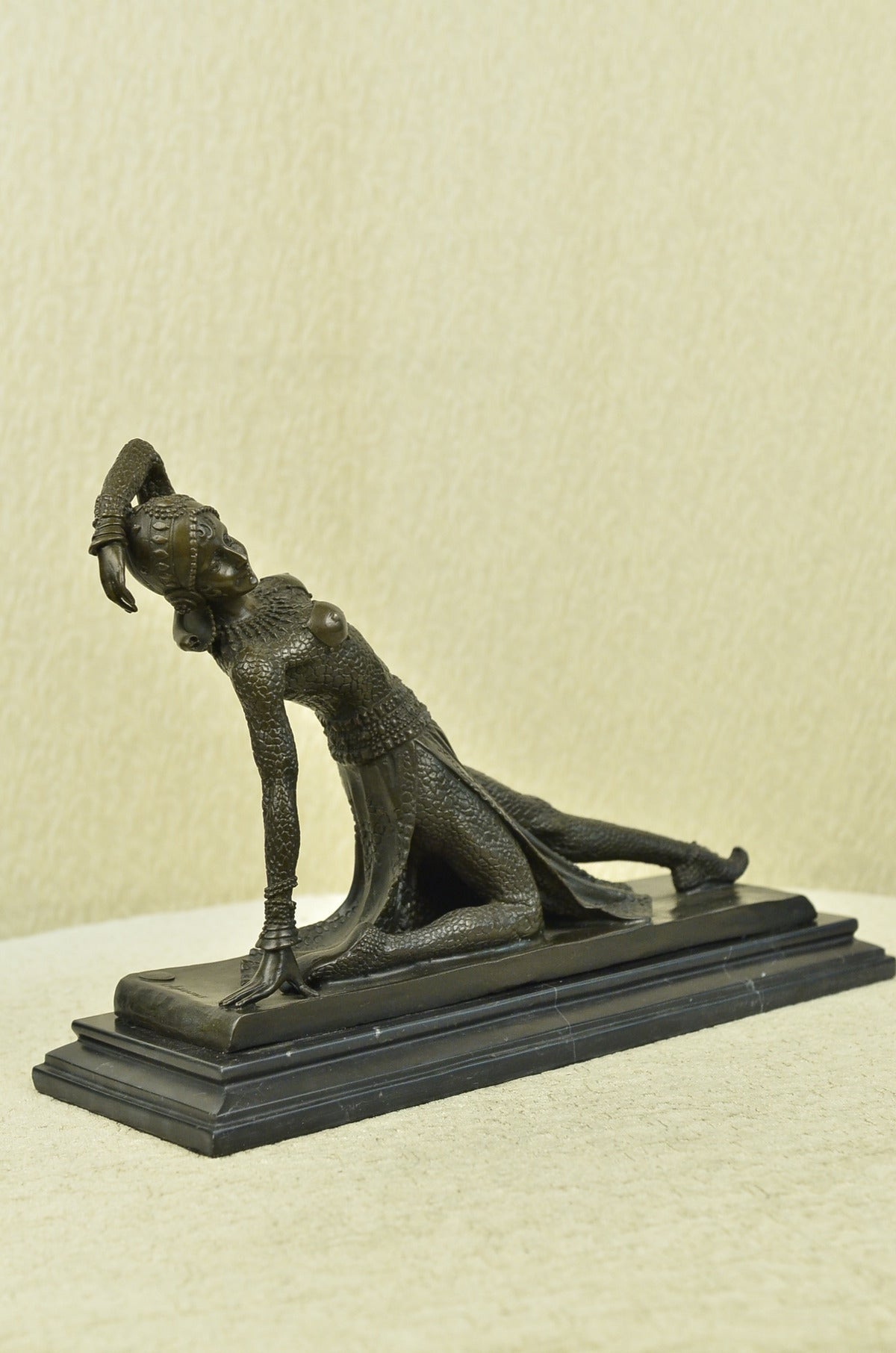 Handcrafted bronze sculpture SALE Dancer Girl Show Deco Art Hot Cast Figurine