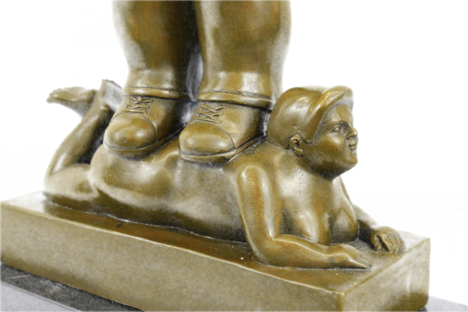 Handcrafted bronze sculpture SALE Hot Real Crises In Family Art Modern Abstract