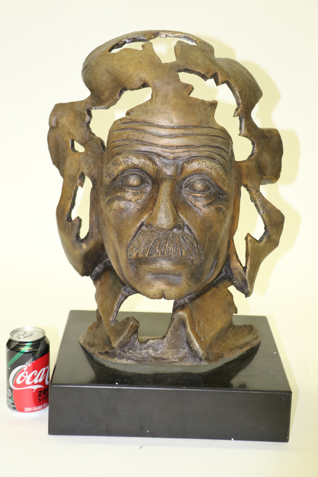 Famous Mathematician physicist Einstein Hand Made Collector Edition Bronze Statue