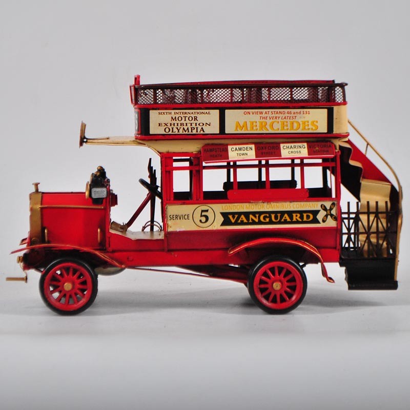 Manchester in Red and Cream Bus (1:18 scale by Tinplate Collectibles Hand Made