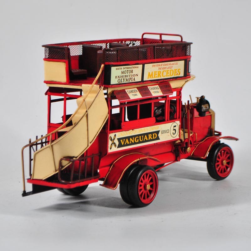 Manchester in Red and Cream Bus (1:18 scale by Tinplate Collectibles Hand Made