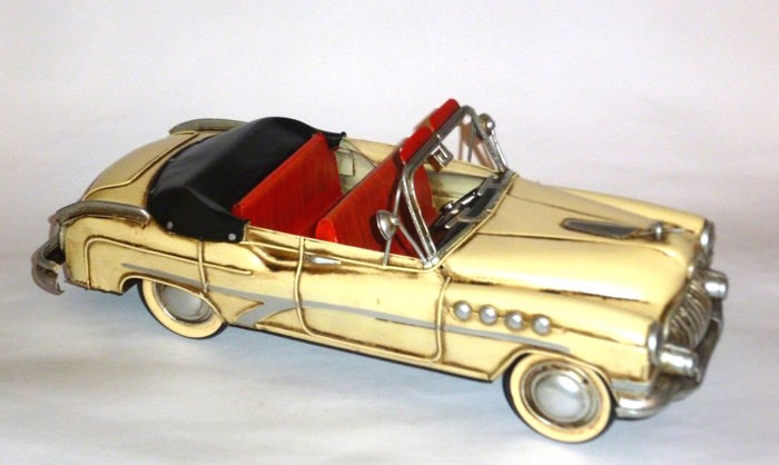 Diecast Model Buick Roadmaster Convertible Classic Vintage Car Collectible Sale