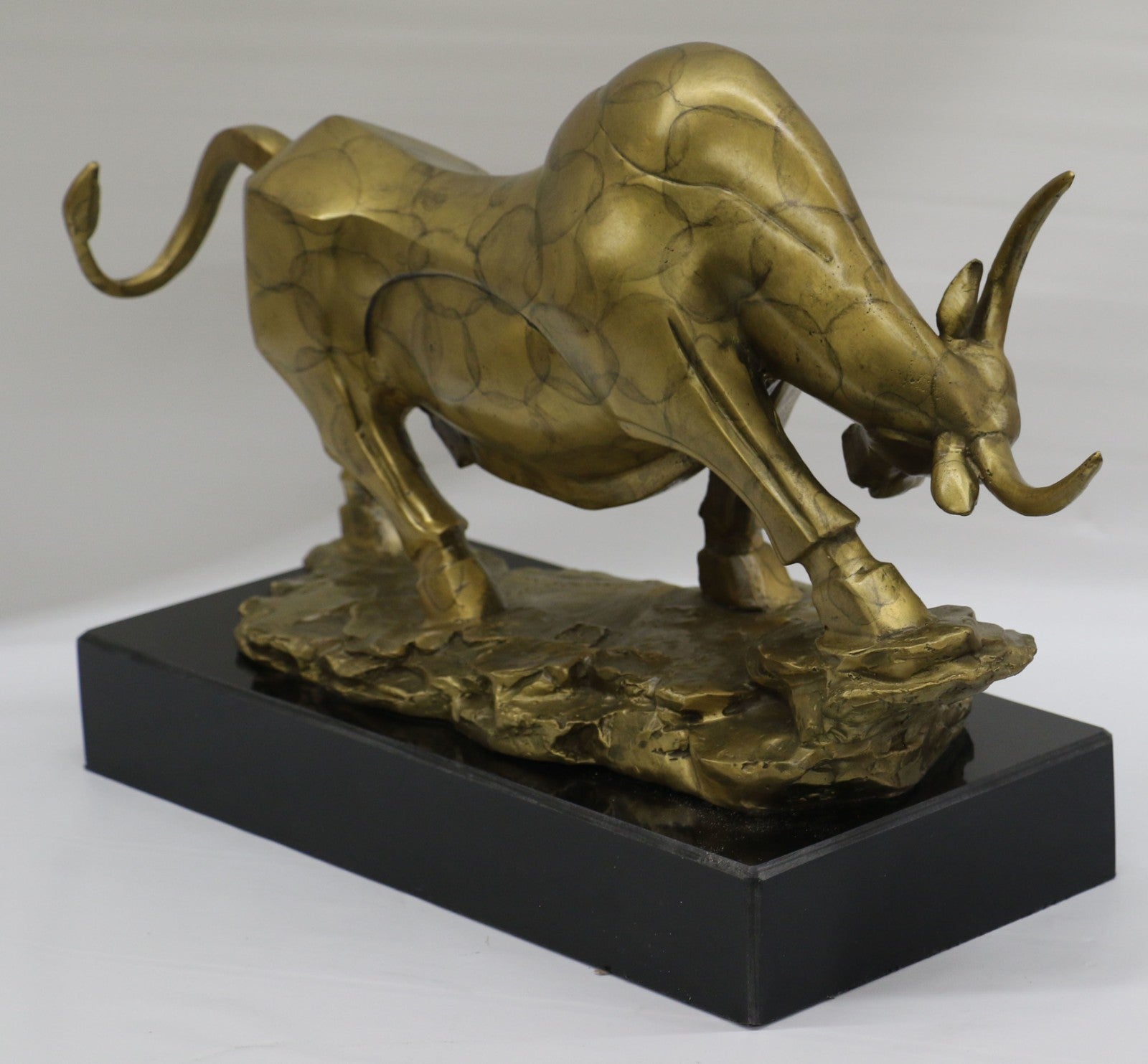 LTD EDT Bronze Coffee Wall Street Bull Market Stock OX Figure Statue Figurine