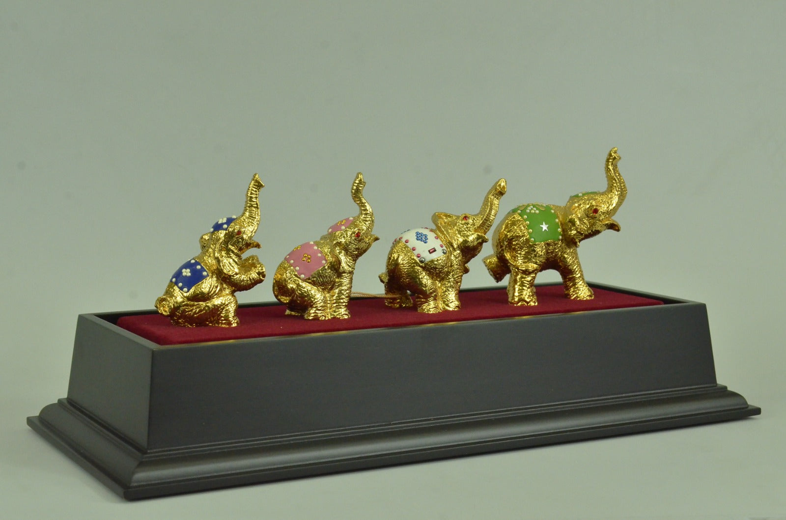 Handcrafted Happy Elephant Family 24K Gold Covered Bronze Sculpture Statue