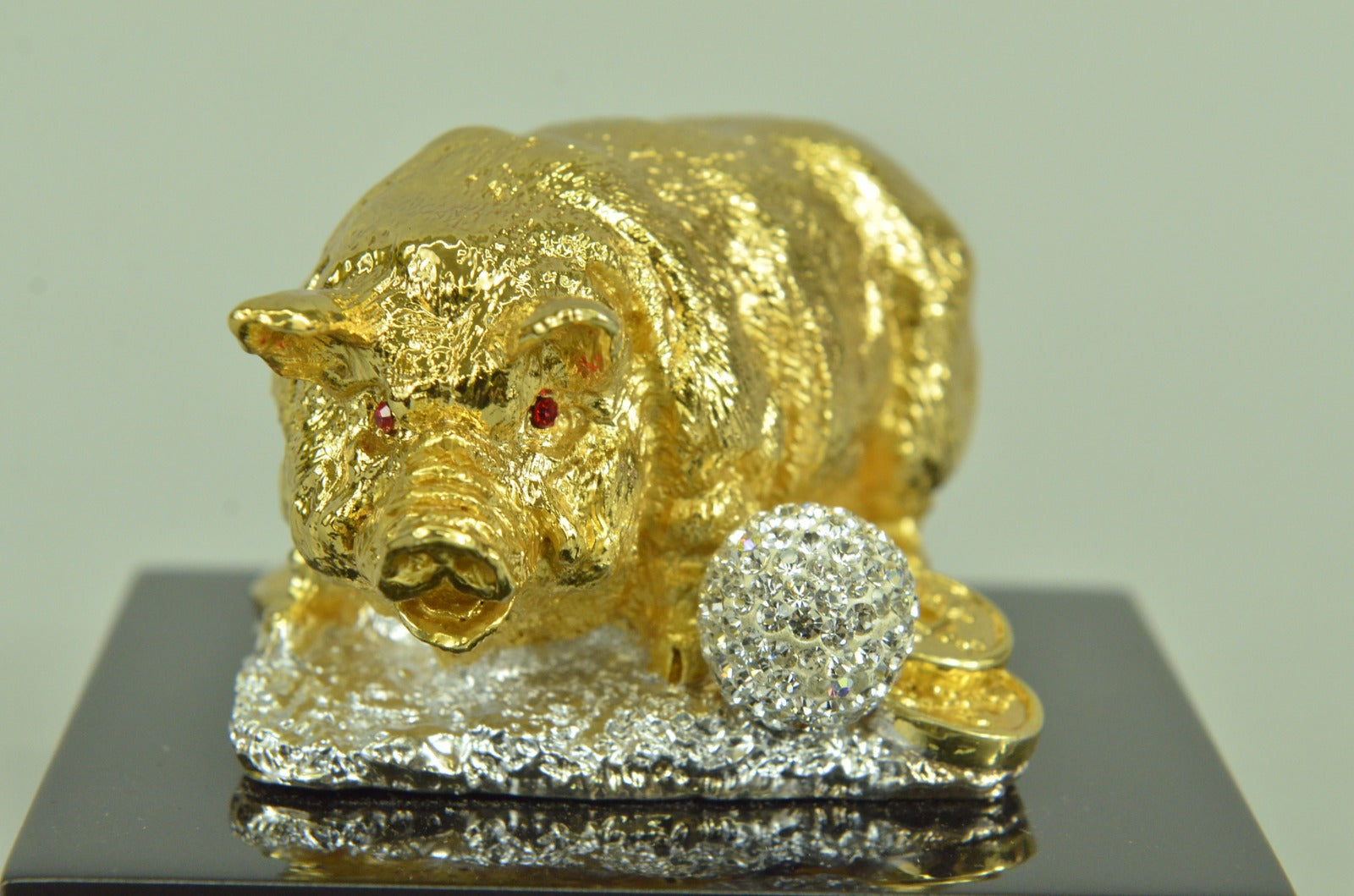 PIG FARM ANIMAL LOST WAX Collectible Decor Bronze Sculpture Statue Figurine Sale
