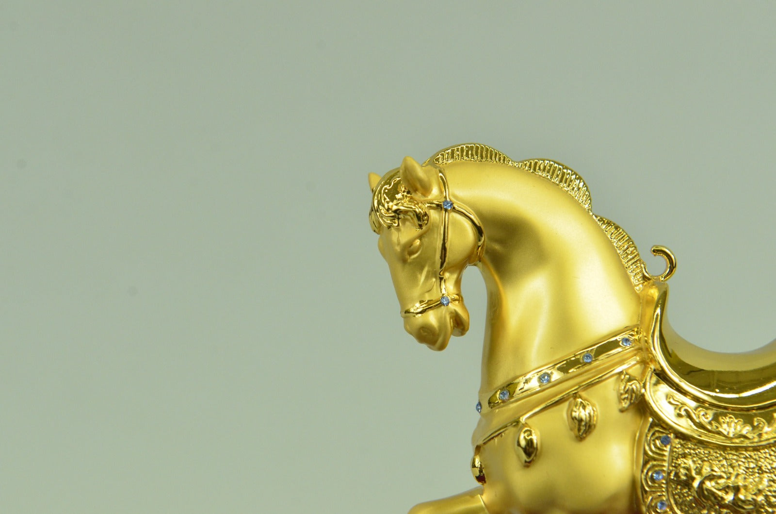 Hot cast by Lost Wax 24K Gold Tang Horse Bronze Sculpture Figurine Figure Decor