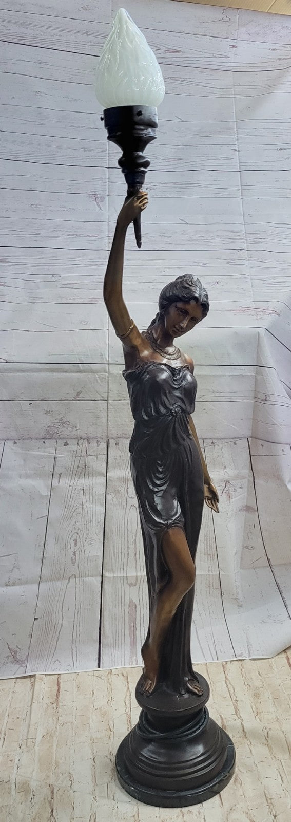 Art Deco/Nouveau Hot Cast Tall Woman French Lamp Bronze Sculpture Statue Deal